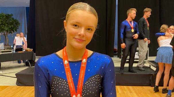 Hjælp Caroline Bosholdt - Гимнастика