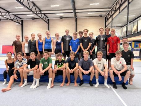 St&oslash;t GF K&oslash;ge Bugt - Juniordrenge og -mix - Гимнастика