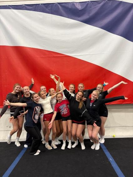 Vil dere hjelpe oss p&aring; veien til VM?  - Cheerleading